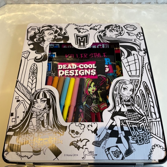 Monster High Activity Tin - Read Design Monsterize Parragon Books - Picture 4 of 6
